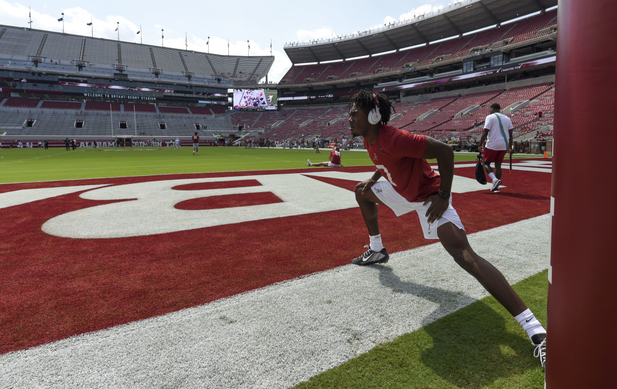Alabama defensive back Eli Ricks (7) loosens up before the game with the University of Louisiana Monroe at Bryant-Denny Stadium.